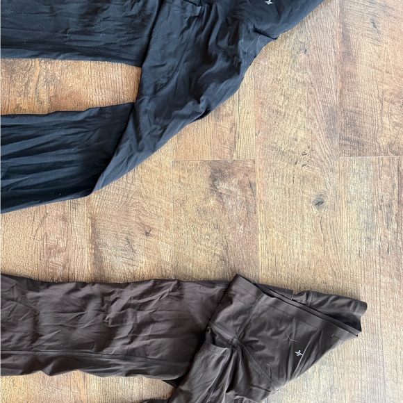 HALARA Black Flared Pants - Picture 2 of 3